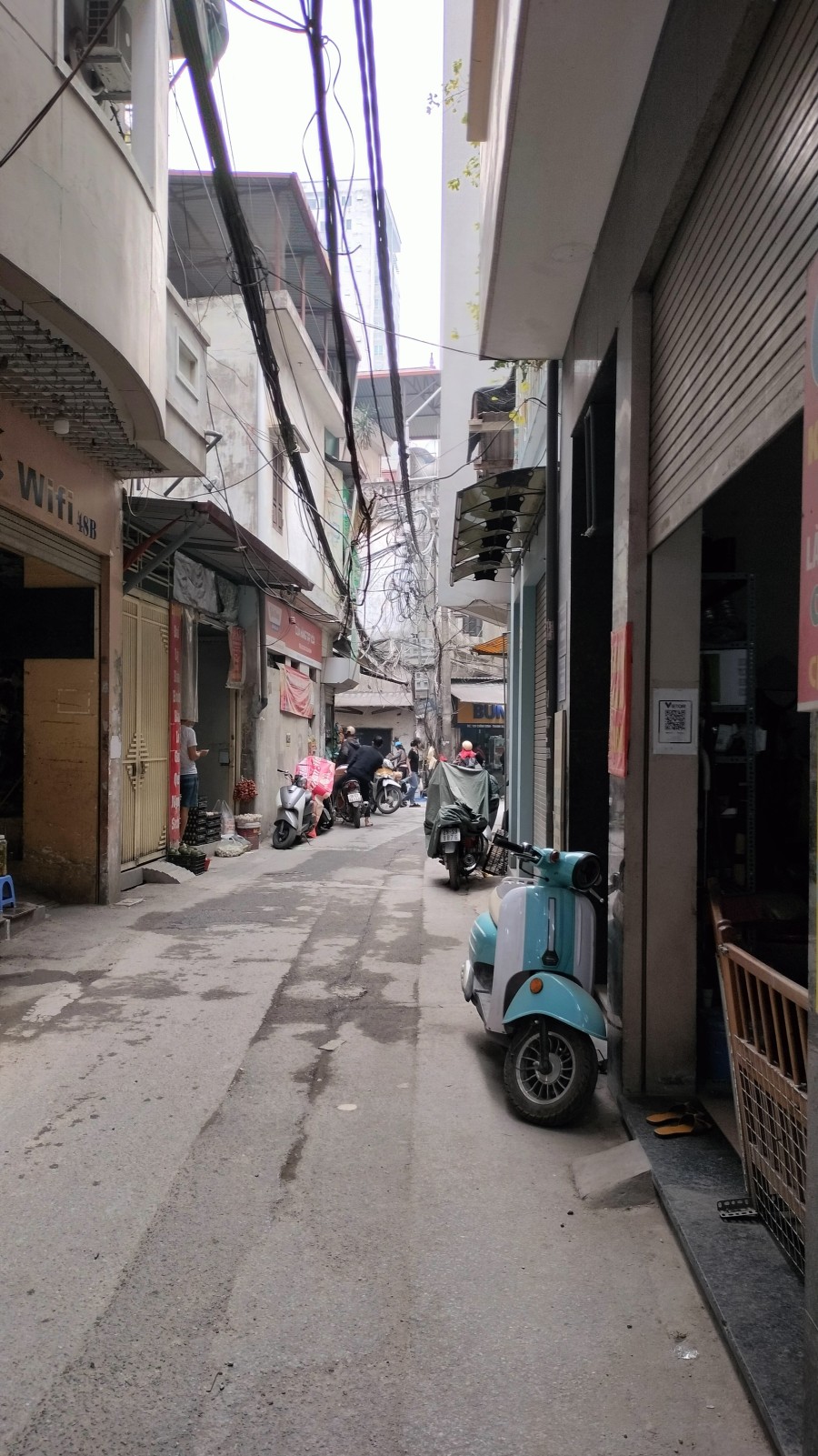 BÁN NHÀ CHÍNH KINH, THANH XUÂN - 44M2, 3 TẦNG, LÔ GÓC, SỔ VUÔNG ĐẸP NỞ HẬU - GIÁ 4.5 TỶ