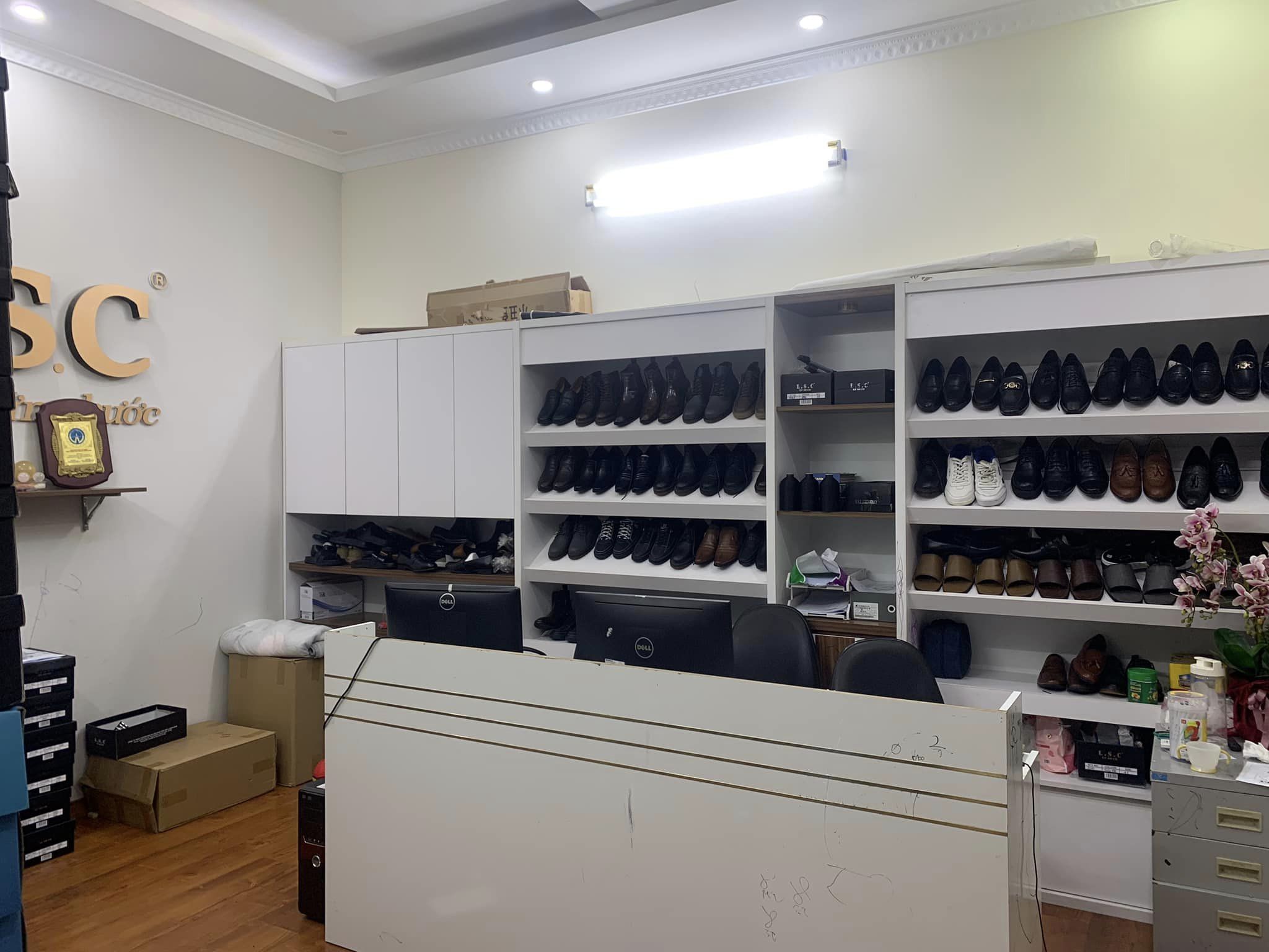 Mặt Phố Cự Lộc Lô Góc Mặt Tiền 5M 6 Tầng 80M 19.5 Tỷ - Vỉa Hè KD