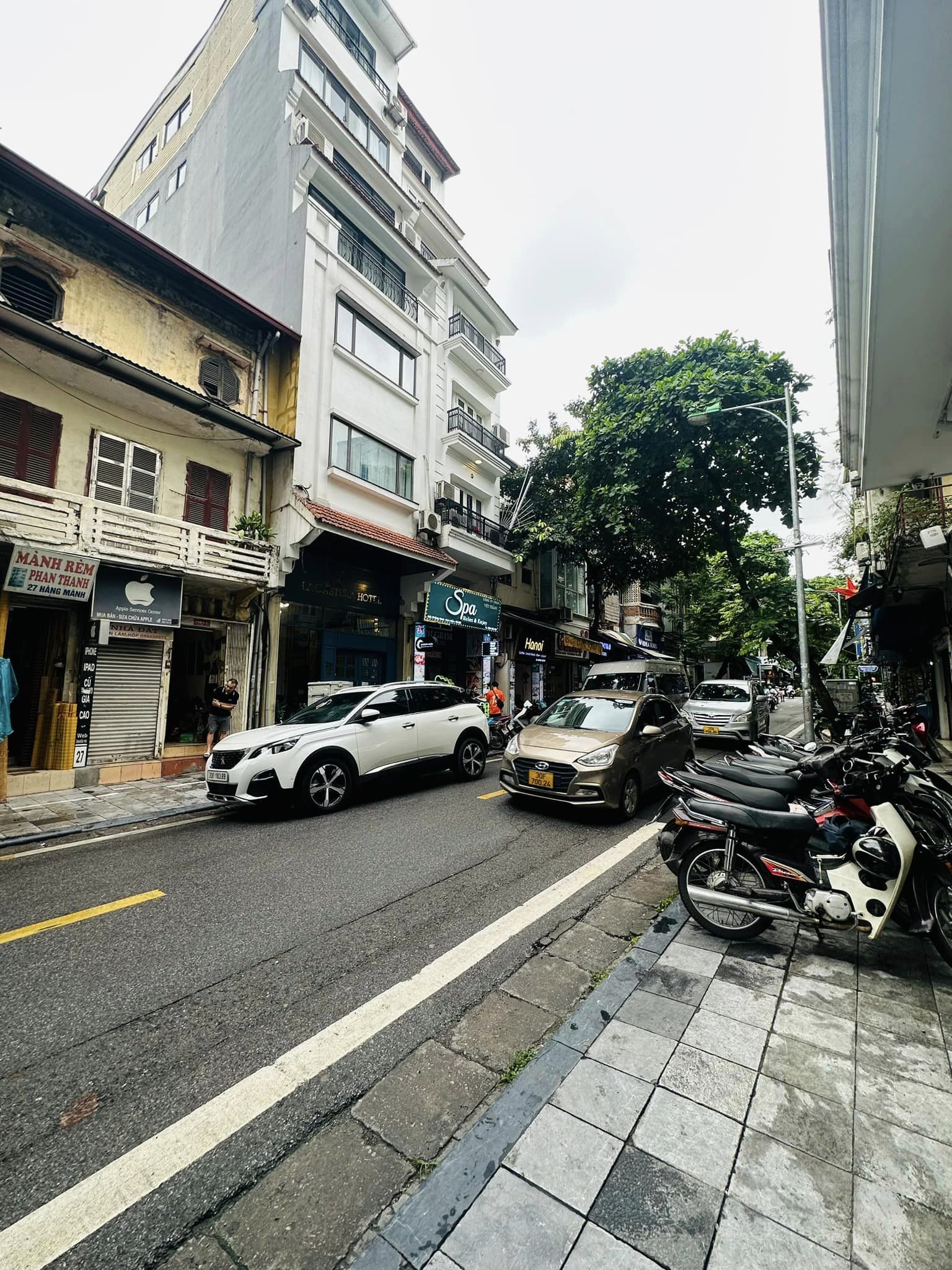 8 Tầng Hàng Gai 50M2 Thang Máy 41 TỶ -Dòng Tiền 70Tr/th