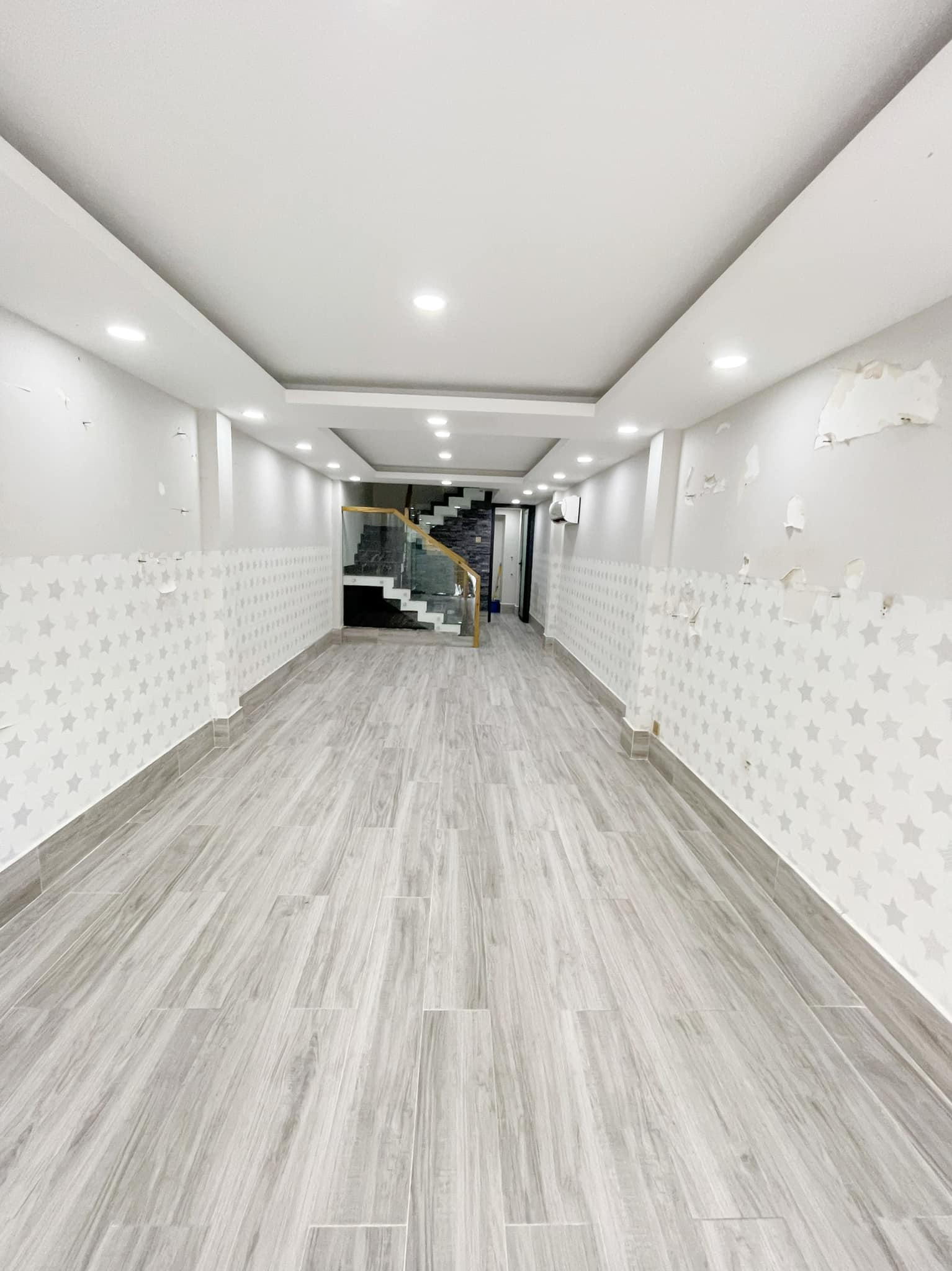 Đào Duy Anh 75m2, 5 x 15, 10 tỷ Phường 9 Phú Nhuận.Hẻm xe hơi