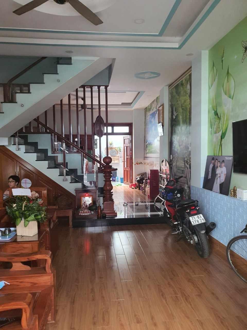 Bán nhà HXH Đường Đặng văn Bi P.Trường Thọ Q.Thủ Đức DT 70 m2(3tầngBTCT) Chỉ 5,799 Tỷ