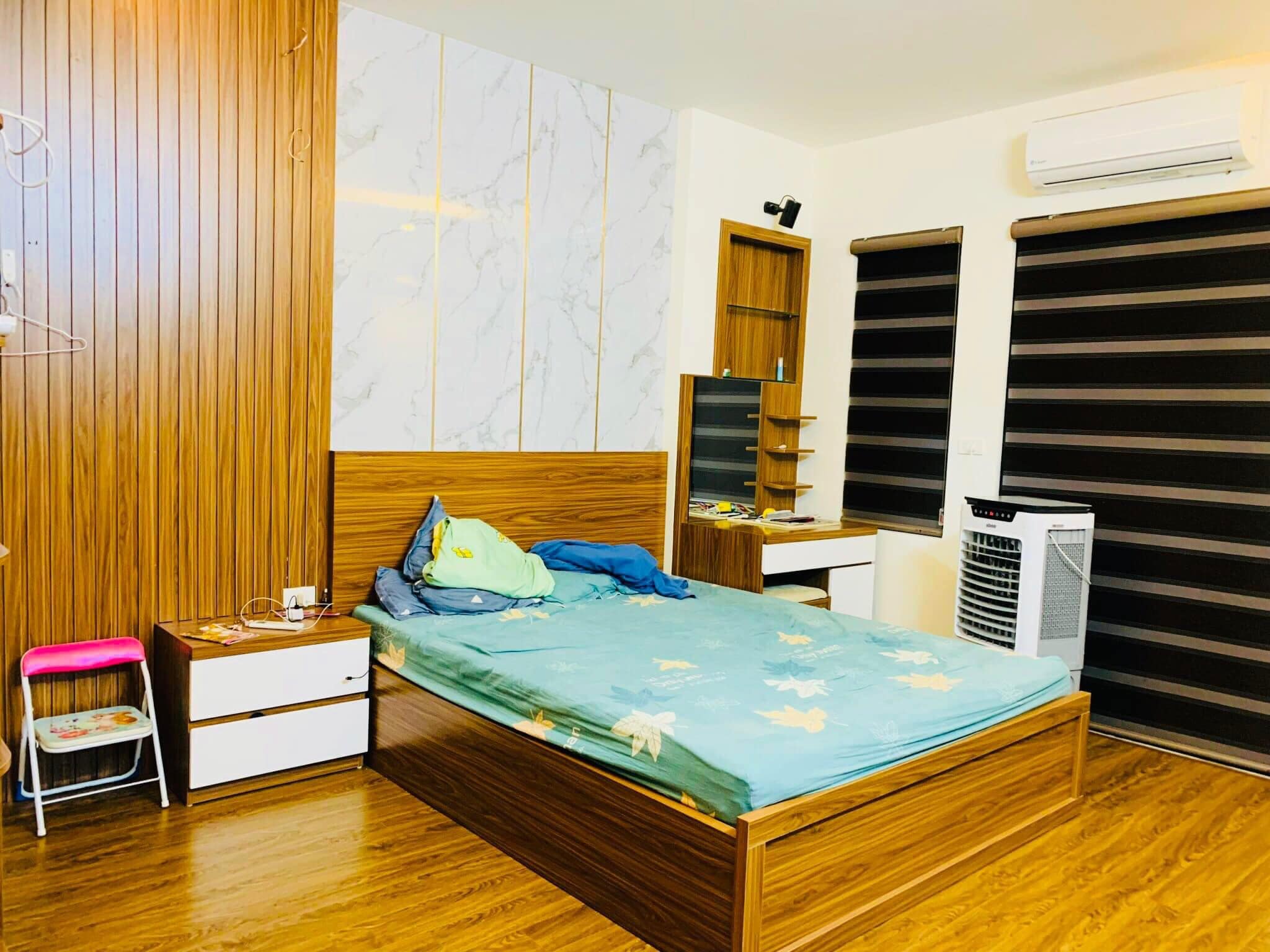 Bán nhà 2 mặt thoáng, 30m ra phố Nguyễn Khánh Toàn,Cầu Giấy 40.3m2 x5Tầng,Ôtô giá 4.85 tỷ