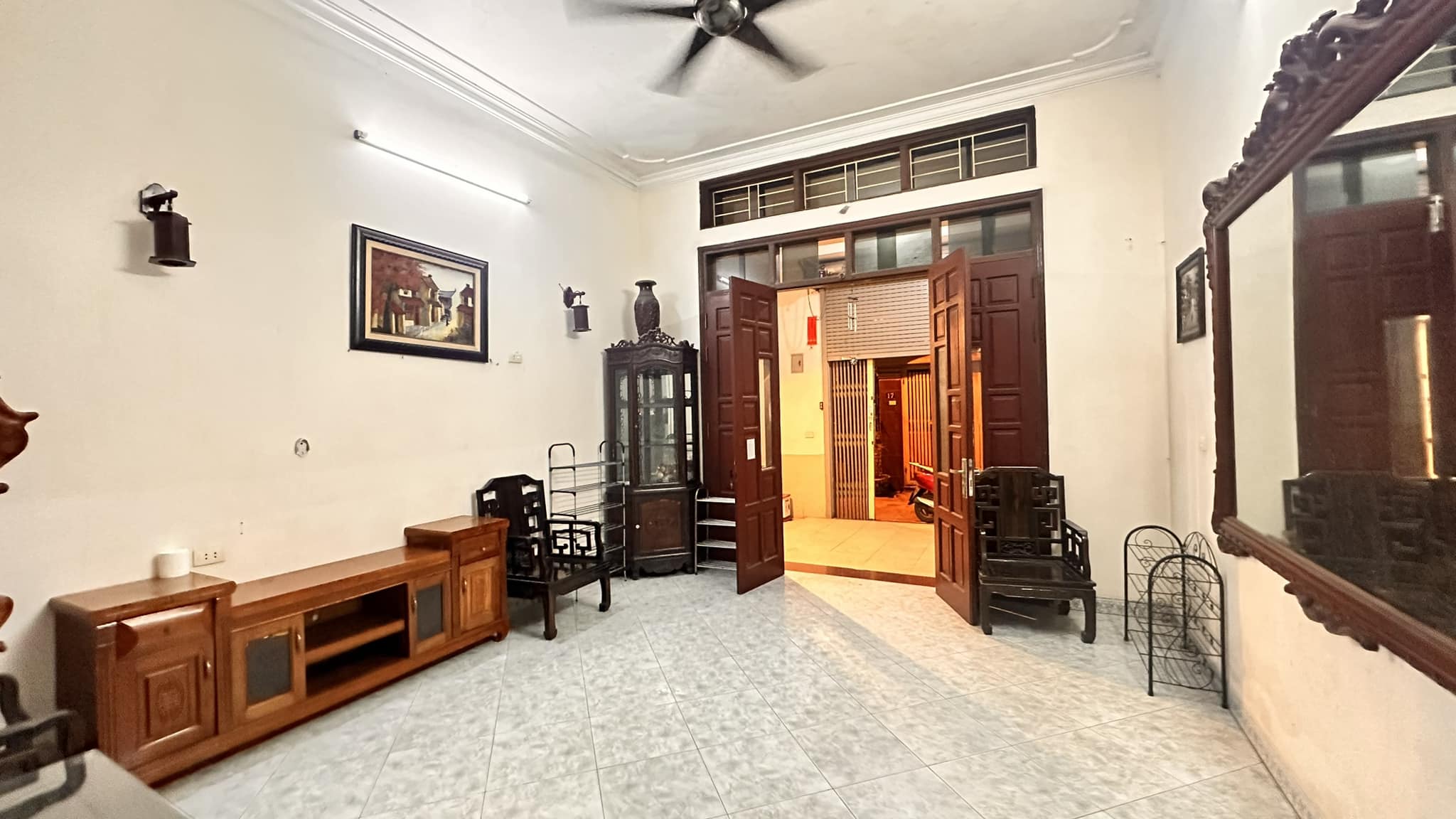 Bán nhà QuậnThanh Xuân, Vương Thừa Vũ,Phân lô, Ôtô.gần phố, 2 mặt ngõ,65m2, MT 4,8m - giá 8 tỷ