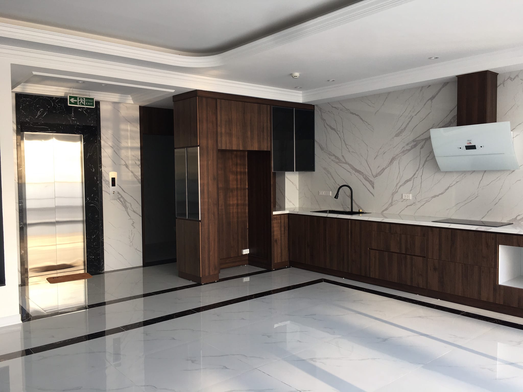 TOÀ VĂN PHÒNG HẠNG A+CĂN HỘ CAO CẤP DÒNG TIỀN 100TR/TH-LÊ ĐỨC THỌ -NAM TỪ LIÊM