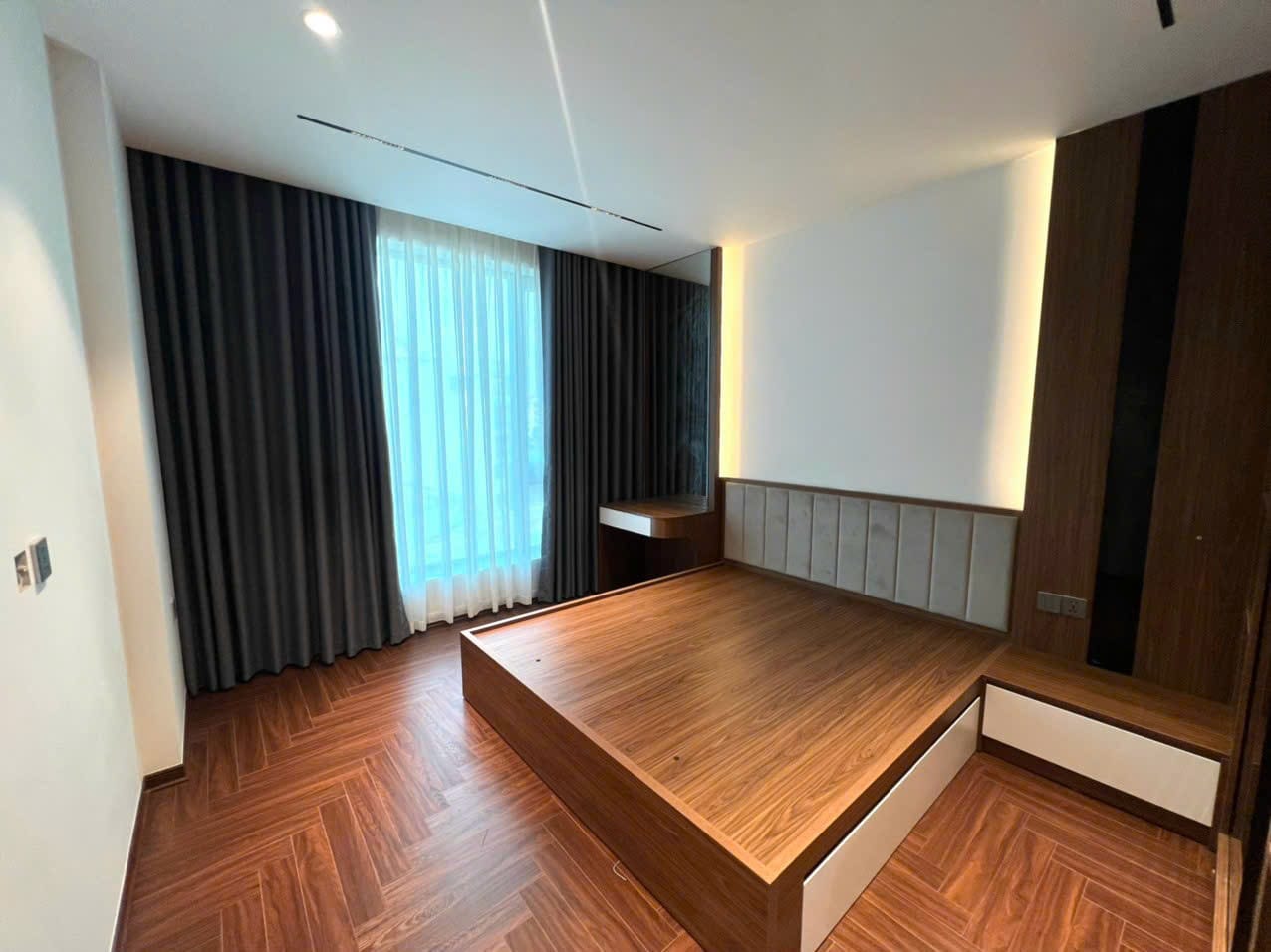 Bán gấp nhà mới Cuỗi Trịnh Văn Bô, thang máy, GARA, XE TẢI, GIÁ 5.45 TỶ