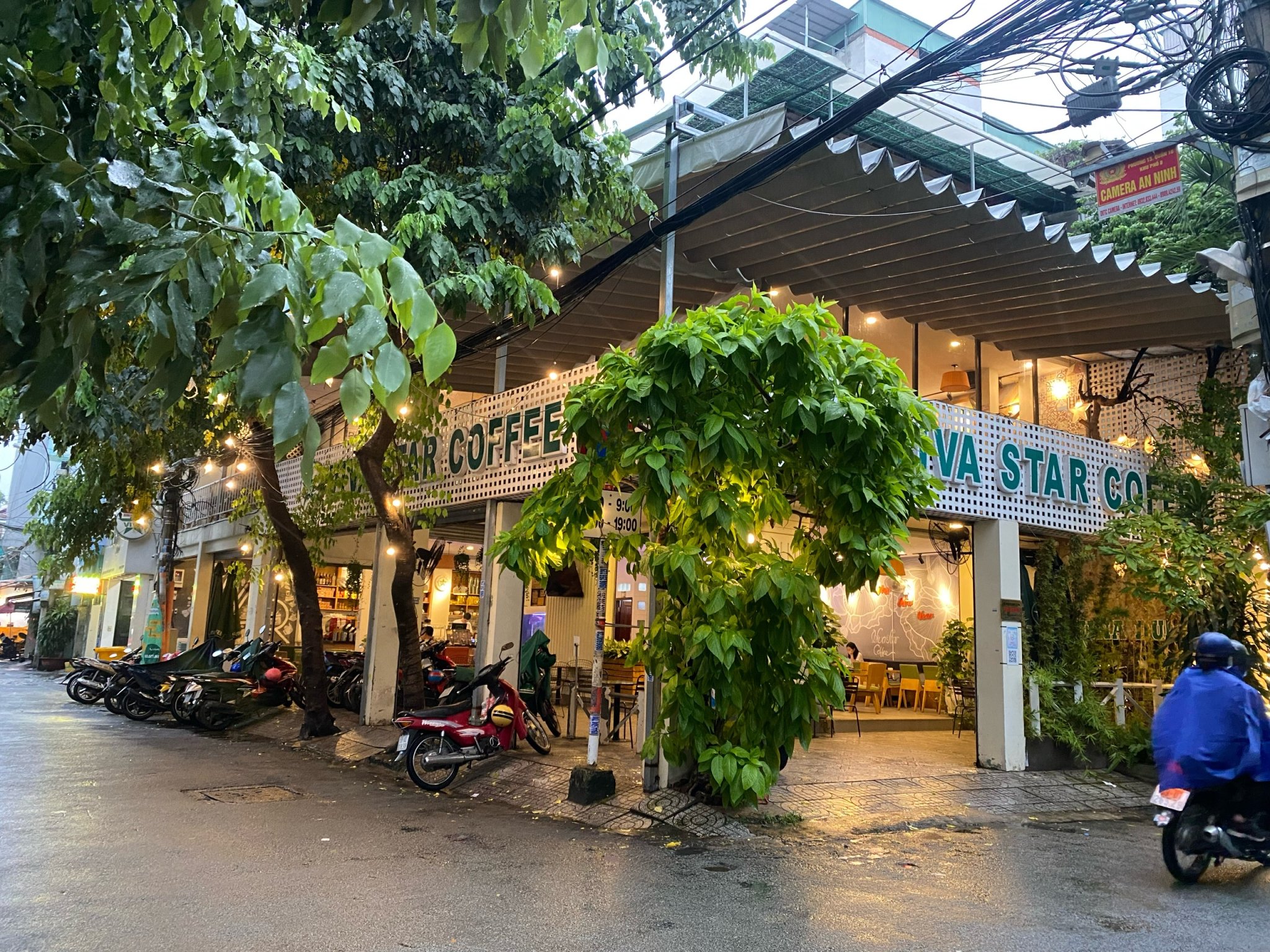 Cho Thuê Nhà Góc 2MT Nguyễn Trãi “5x15M-2 Tầng”, Ngay Ngã 5 Cống Quỳnh