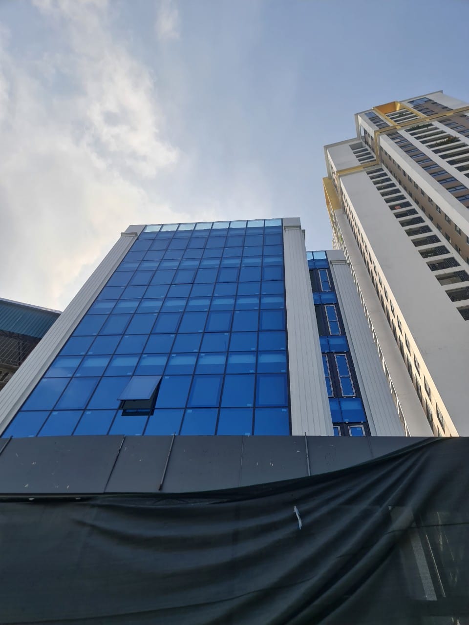 Tòa Văn Phòng Mặt Tiền 10M 190M2 9 Tầng 1 Hầm 55 Tỷ -Vũ Tông Phan- 2 Mặt Thoáng