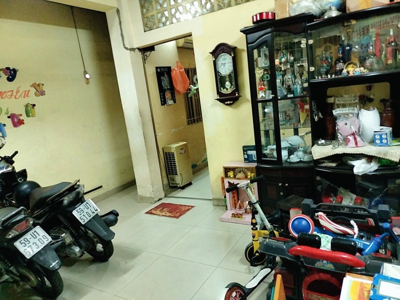 Bán nhà hẻm ô tô gần Nhật Tảo, Quận 10, 60m2, ngang 5m, chỉ 9 tỷ nhích
