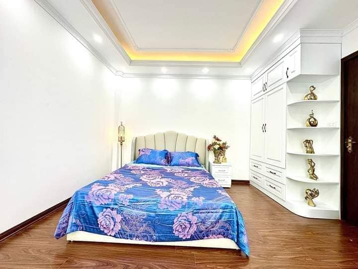 CHÍNH CHỦ BÁN NHÀ ĐẸP 5 TẦNG DT:40M2 MT:3.6M 3 PHÒNG NGỦ GIÁ: 4x TỶ QUẬN TÂY HỒ HÀ NỘI.