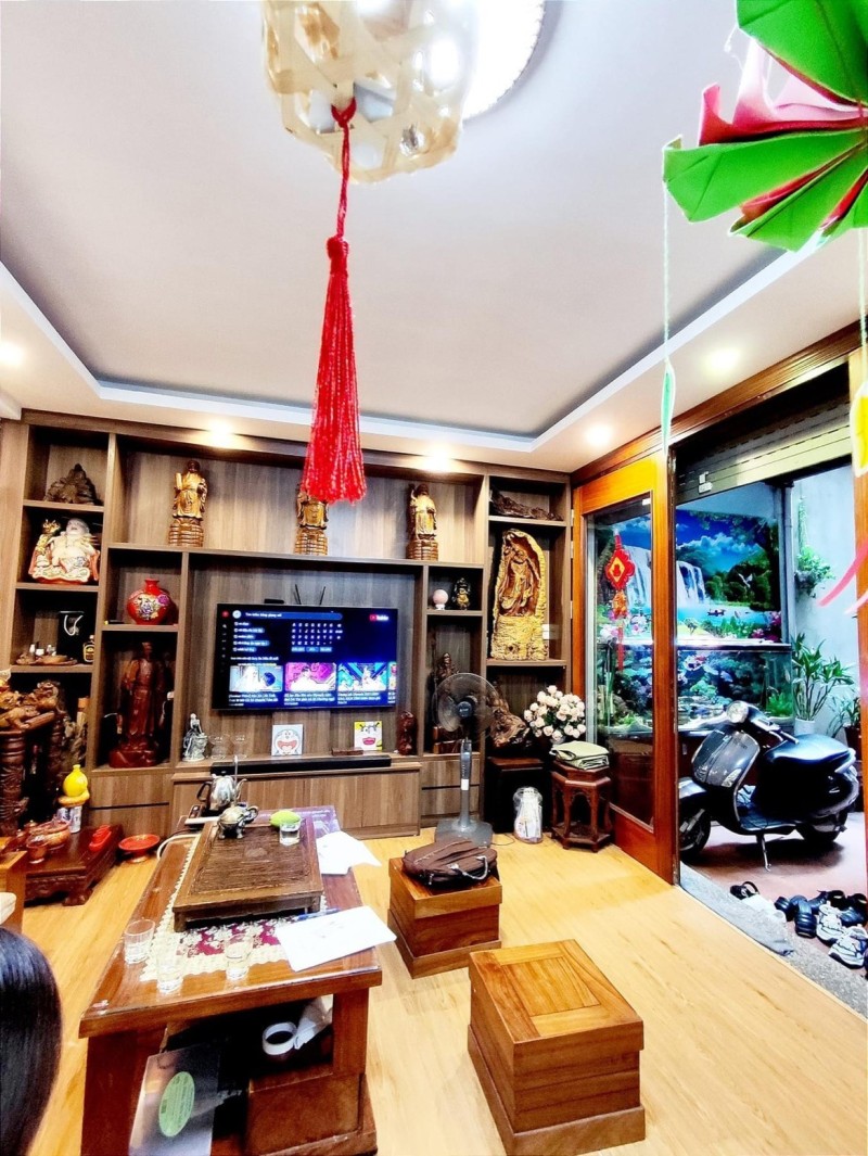 BÁN NHÀ VŨ TÔNG PHAN, 58M2 6 TẦNG, OTO ĐỖ CỬA, 1 NHÀ MẶT PHỐ NỘI THẤT 5 SAO - CHỈ 6 TỶ