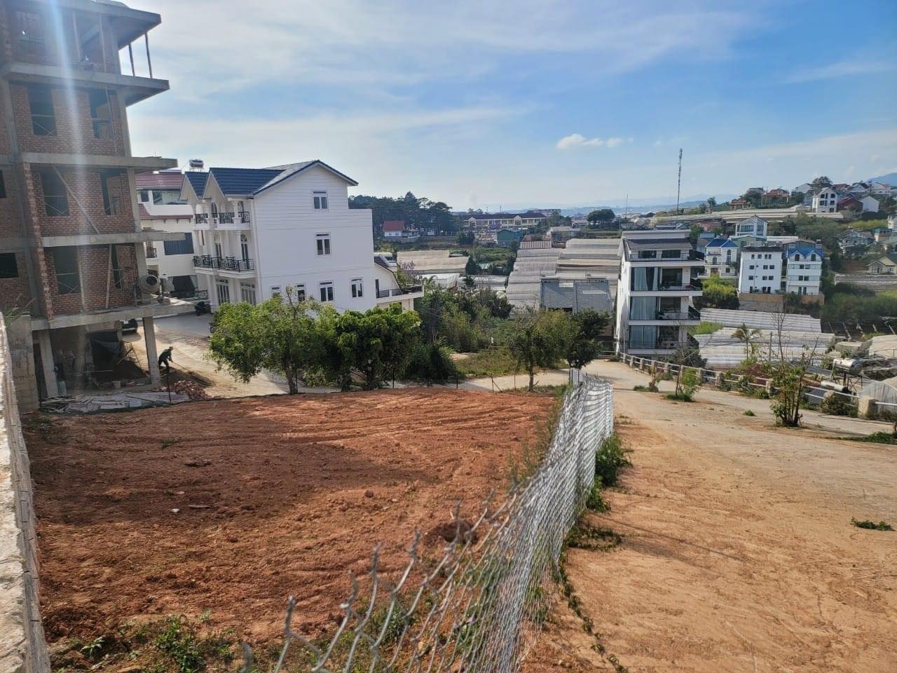 Bán lô đất 3 mặt tiền view đẹp tại Trịnh Hoài Đức P11 Đà Lạt