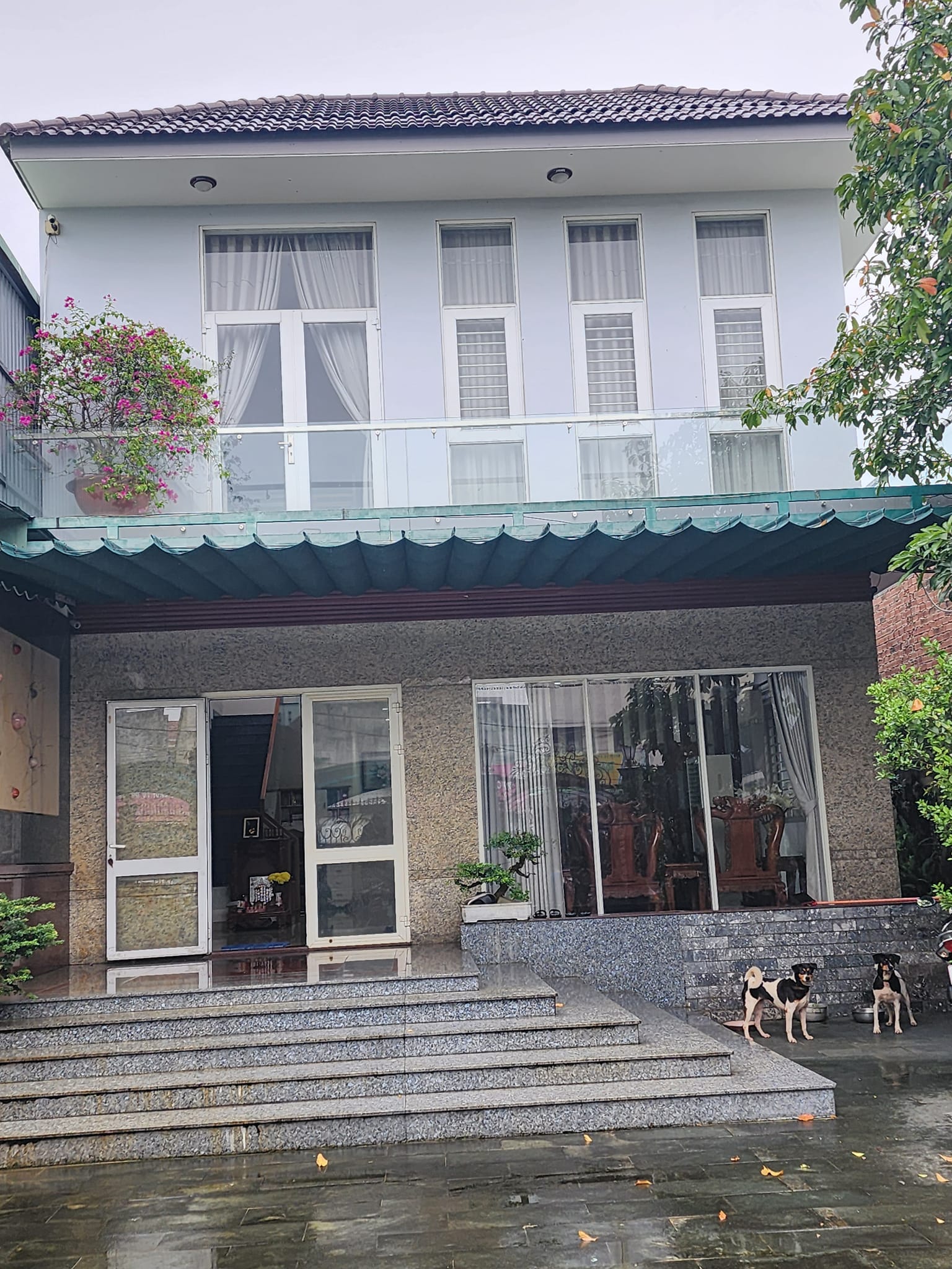 BIỆT THỰ 450M2- MT NGUYỄN HỮU CẦU - HOCMON - CHÍNH CHỦ