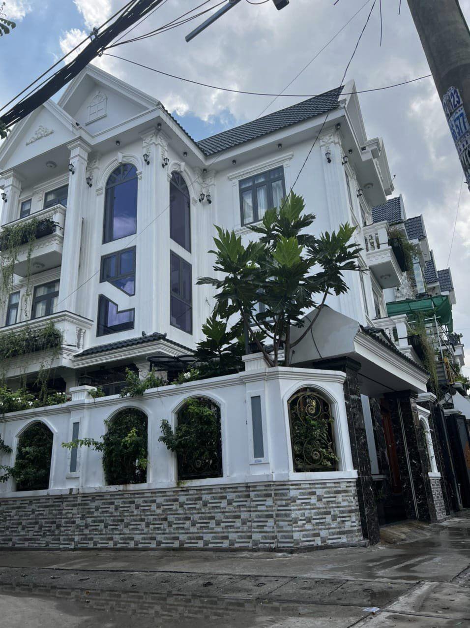 Bán Biệt Thụ MiNi, 132m2, 3 Tầng, Góc 2 Nặt Tháong, Gần Ngã Tư An Sương, Bà Điểm Hóc Môn