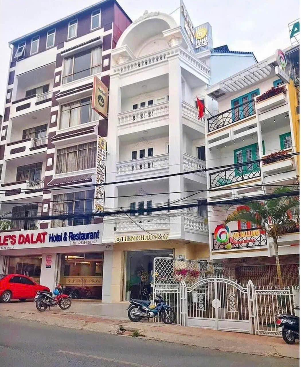 Bán khách sạn Hà Huy Tập P3 Đà Lạt 120m2 20 phòng