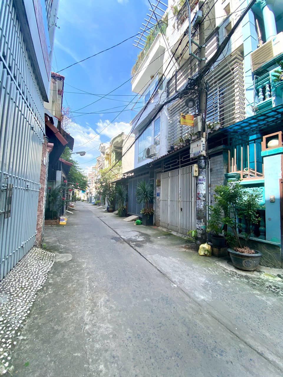 Bansgaps nhà 5 tấng đường số 51 Quận Gò Vấp,gần siêu thị Emart giá đầu tư