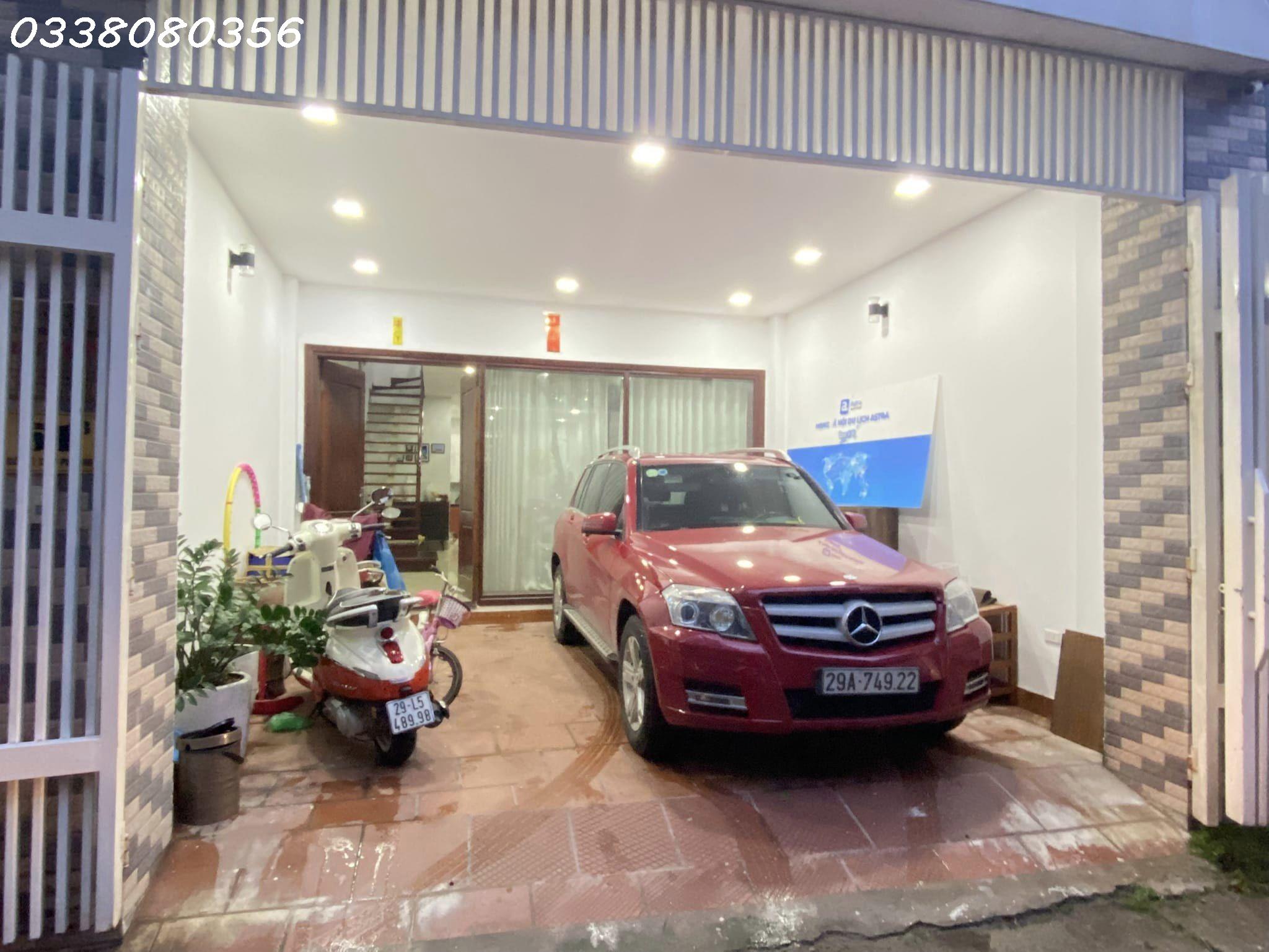 Bán nhà mặt phố Khương Thượng, DT 52m2 x 5 tầng , giá chỉ 11 tỷ.