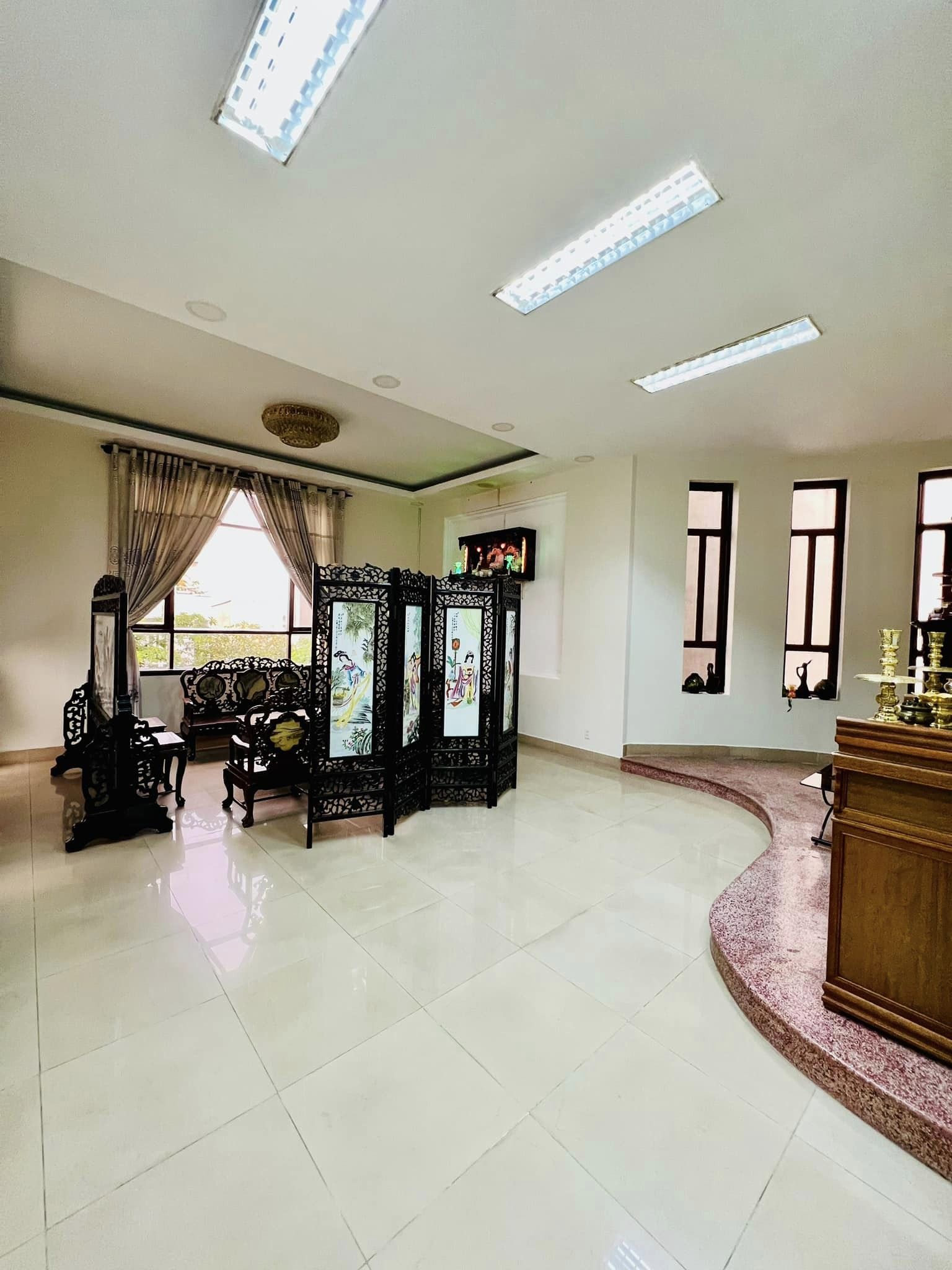 Bán nhà biệt thự Q8 gần 1000m2 thổ cư - Rộng Đẹp Sang - Khu trung tâm