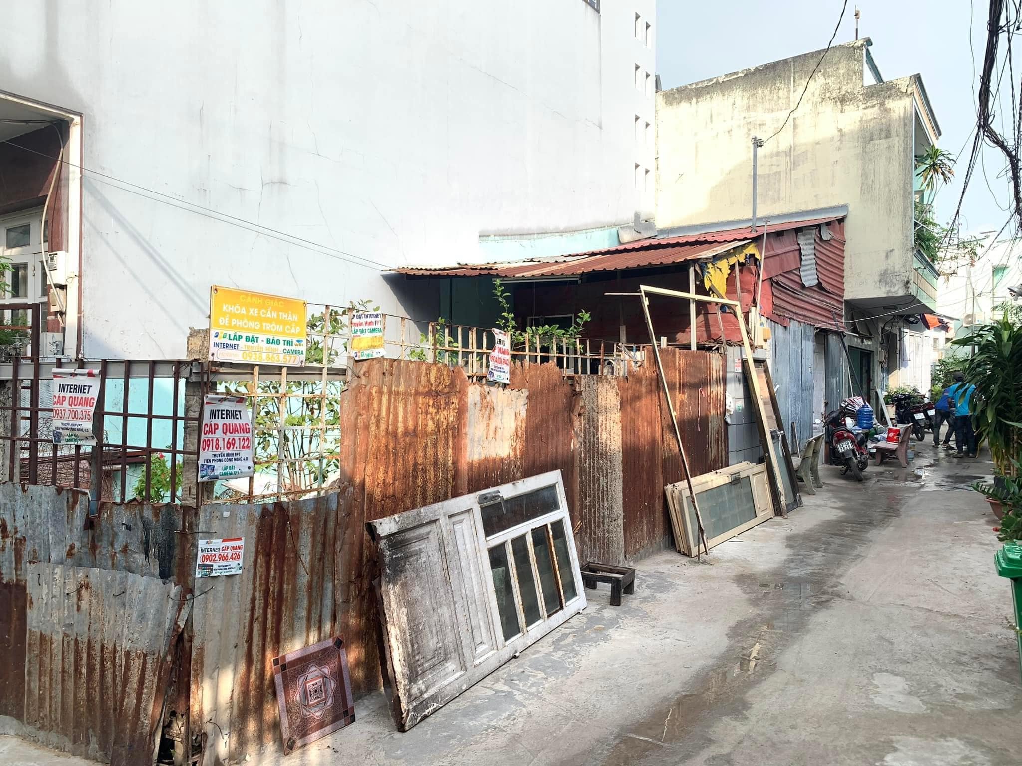 MUA NHANH KẺO LỞ -SIÊU PHẨM GẤP BÁN -NGAY TRUNG TÂM QUẬN 7 PHẠM HỮU LẦU PHƯỜNG PHÚ MỸ QUẬN 7