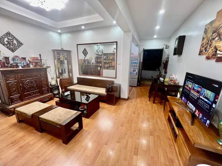 Bán căn hộ tập thể Đại Học Thủy Lợi Phố Chùa Bộc Đống Đa 90m2 về ở luôn chỉ 2.8 tỷ.