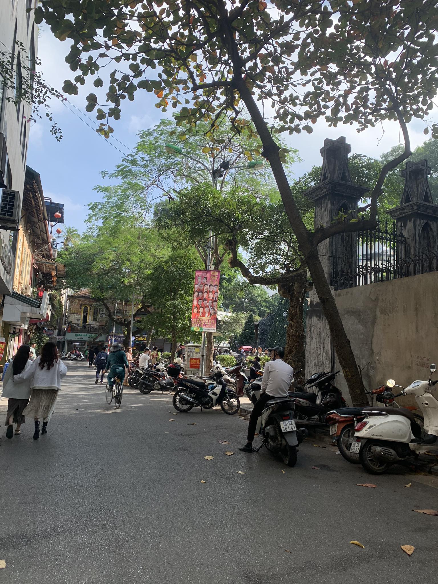 CỰC HIẾM-NHÀ MẶT PHỐ TT QUẬN HOÀN KIẾM-KINH DOANH SẦM UẤT-TIỆN ÍCH ĐỈNH CAO