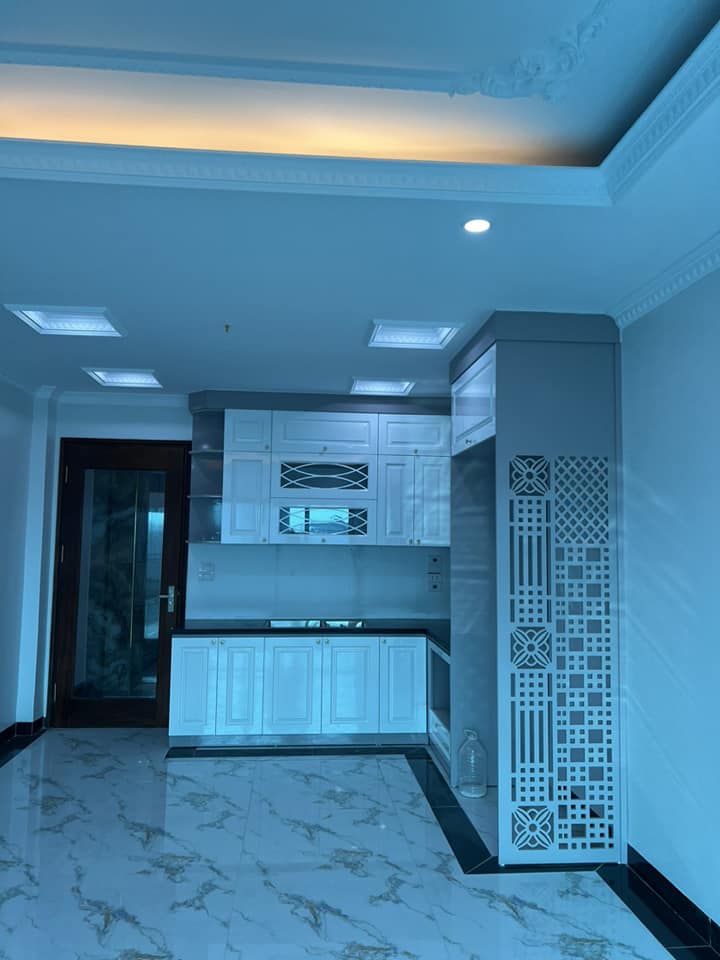 CẦN BÁN NHÀ TỨ HIỆP - TT HUYỆN THANH TRÌ 44 M2, 6 TẦNG, 6.5 TỶ, GARA Ô TÔ, KINH DOANH, NGÕ THÔNG.