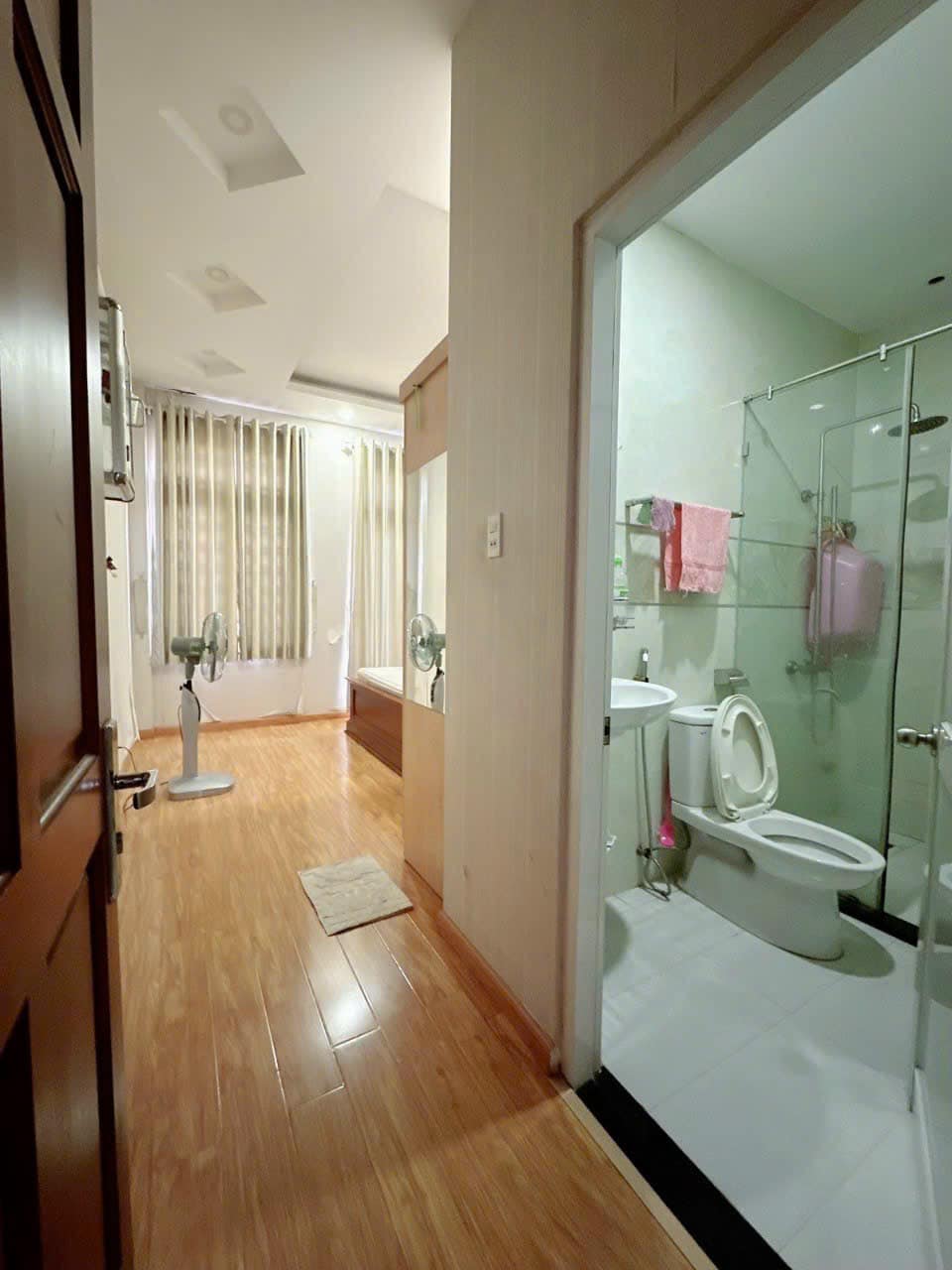 Bán Nhà 4 Tầng ,74m2, Hẻm Xe Tải, Bình Tân Kế AEON Tân Phú.