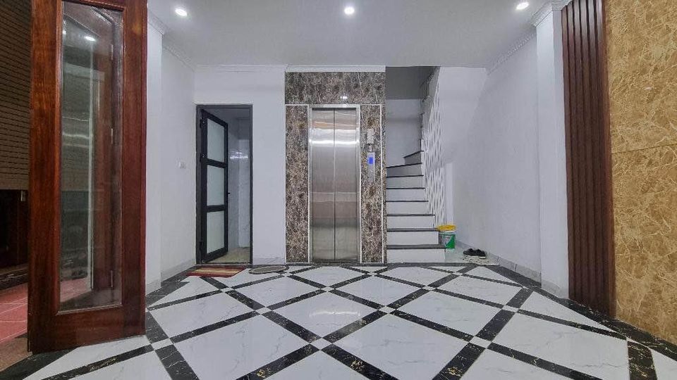 HOÀNG HOA THÁM-CCMN -DÒNG TIỀN ỔN ĐỊNH -THANG MÁY XỊN MẶT TIỀN CỰC RỘNG ĐƯỜNG THÔNG CÁC NGÀ NGÕ VÀO 485 ₫