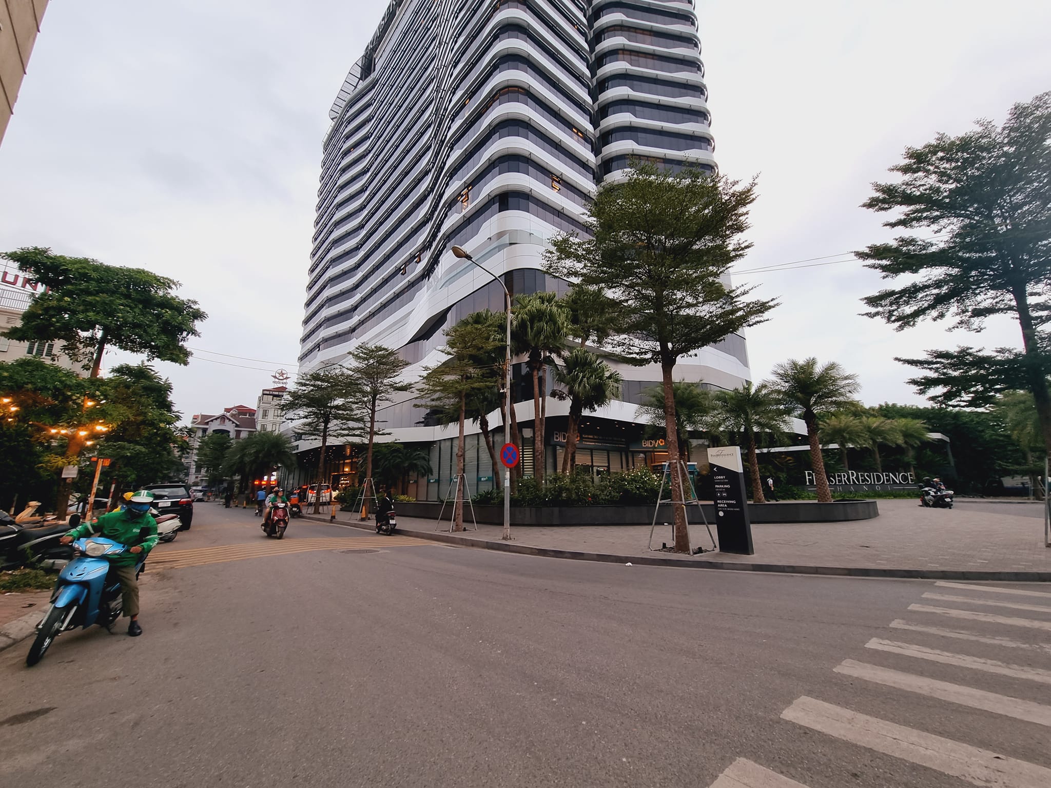 BÁN GẤP 108M2 ĐẤT PHỐ ĐỖ NHUẬN_XUÂN ĐỈNH, VỈA HÈ_ÔTÔ KD, MẶT TIỀN 7.2M, GIÁ NHỈNH 20 TỶ