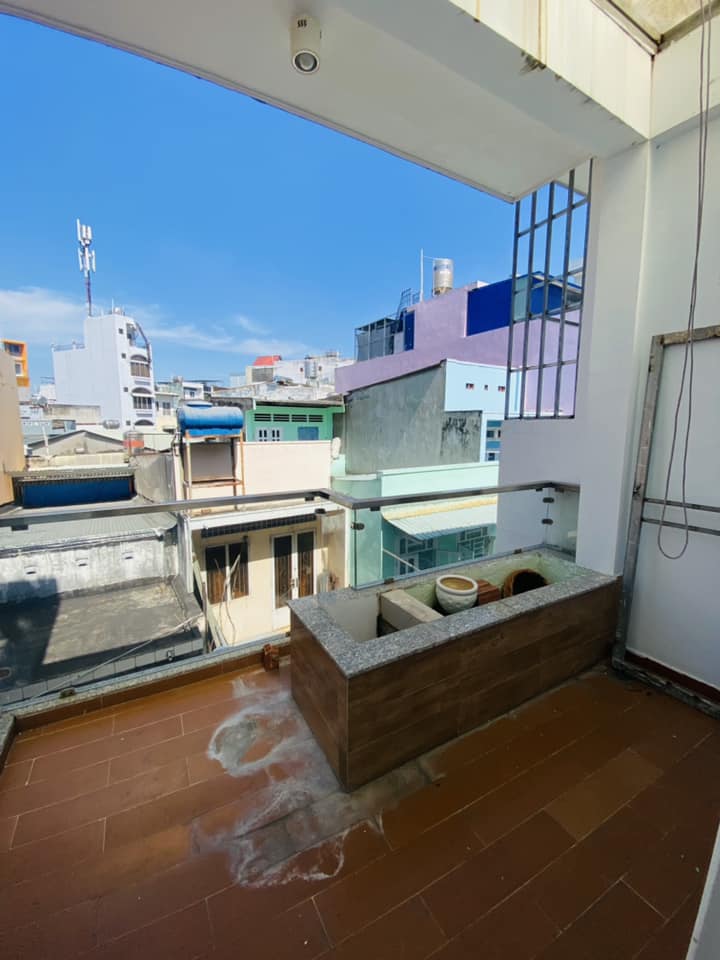 HẺM XE HƠI ĐẬU CỬA - NGAY SÁT MẶT TIỀN - NHÀ MỚI ĐẸP Ở NGAY - GIÁ 5.7TỶ