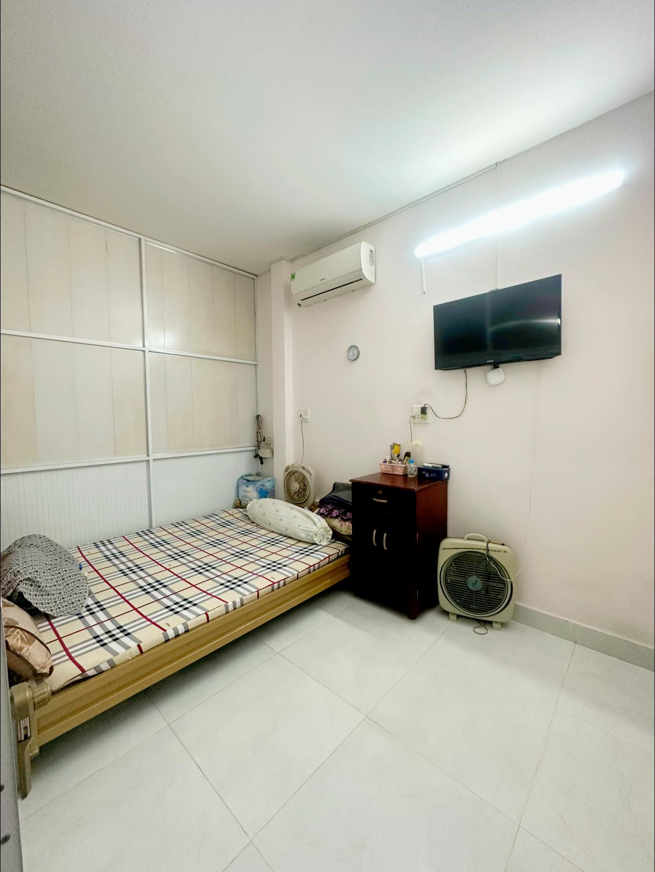 NHÀ XINH 2 TẦNG - TRUNG TÂM TÂN PHÚ - NGUYỄN SƠN - 30M2 - SỔ NỞ HẬU - SÁT MẶT TIỀN - GIÁP CÁC QUẬN TRUNG TÂM - GIÁ CHỈ