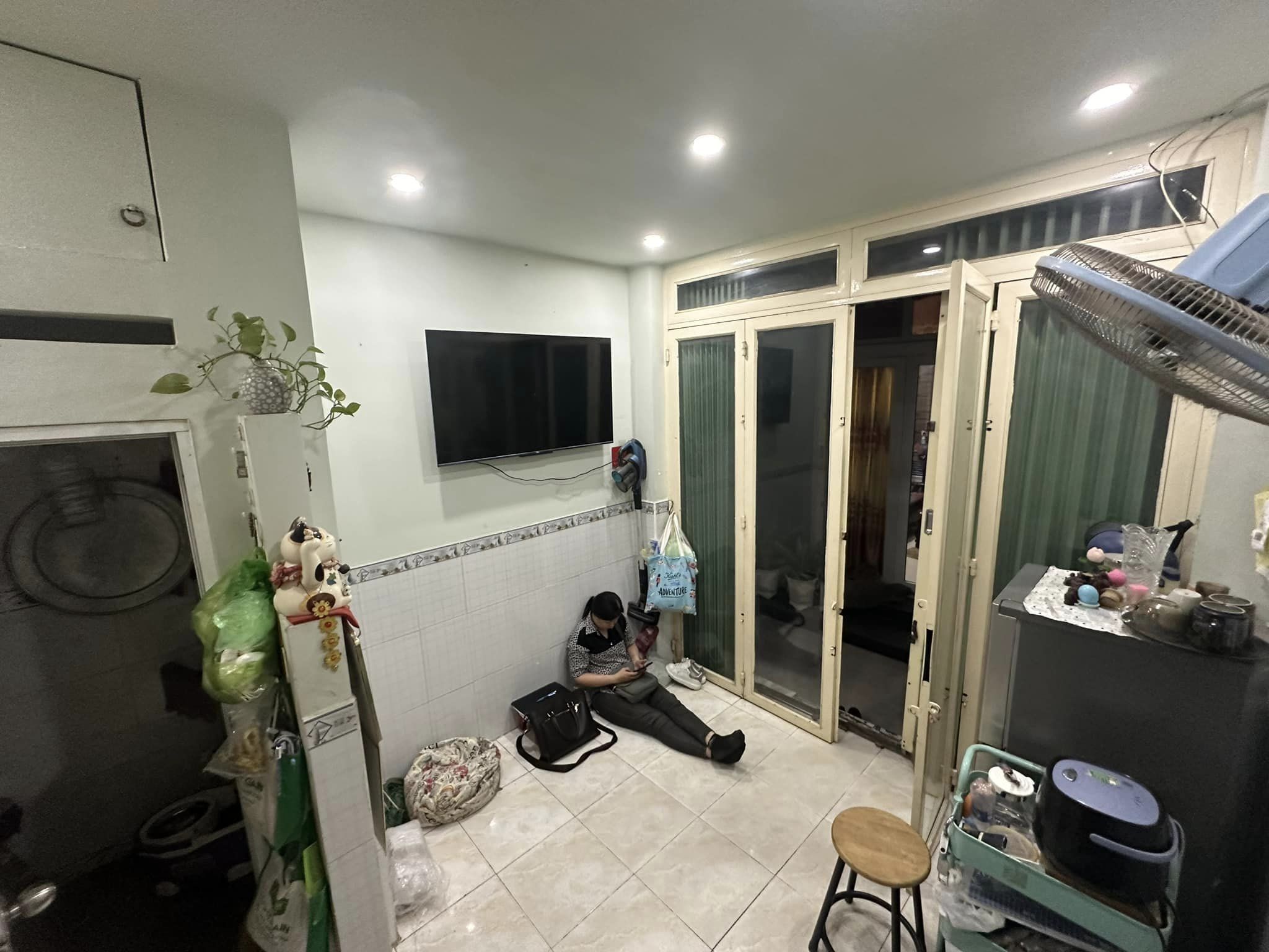 NHÀ ĐẸP TÂN PHÚ - 12M2 - AN NINH - NHỈNH 1 TỶ
