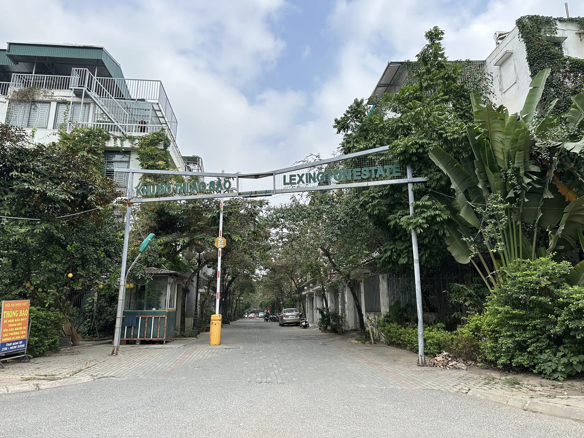 Siêu rẻ, nhà đep KĐT Ao Sào, 63m2, 4 Tầng, MT 4,5m, 2 Thoáng giá 12,x Tỷ