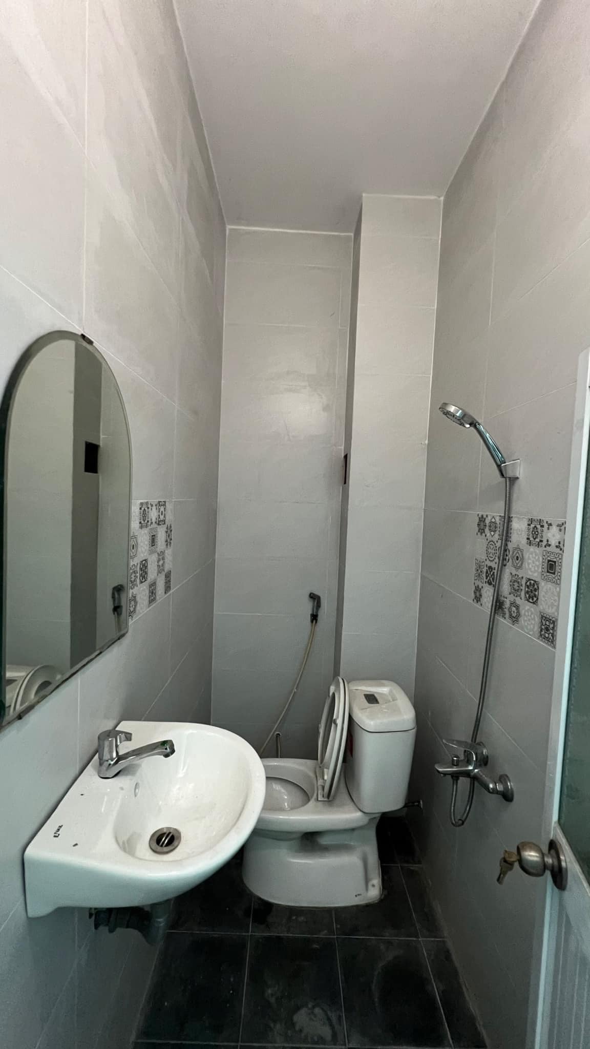 HXH - NHÀ 3 TẦNG - 40M2 - NHỈNH 2 TỶ