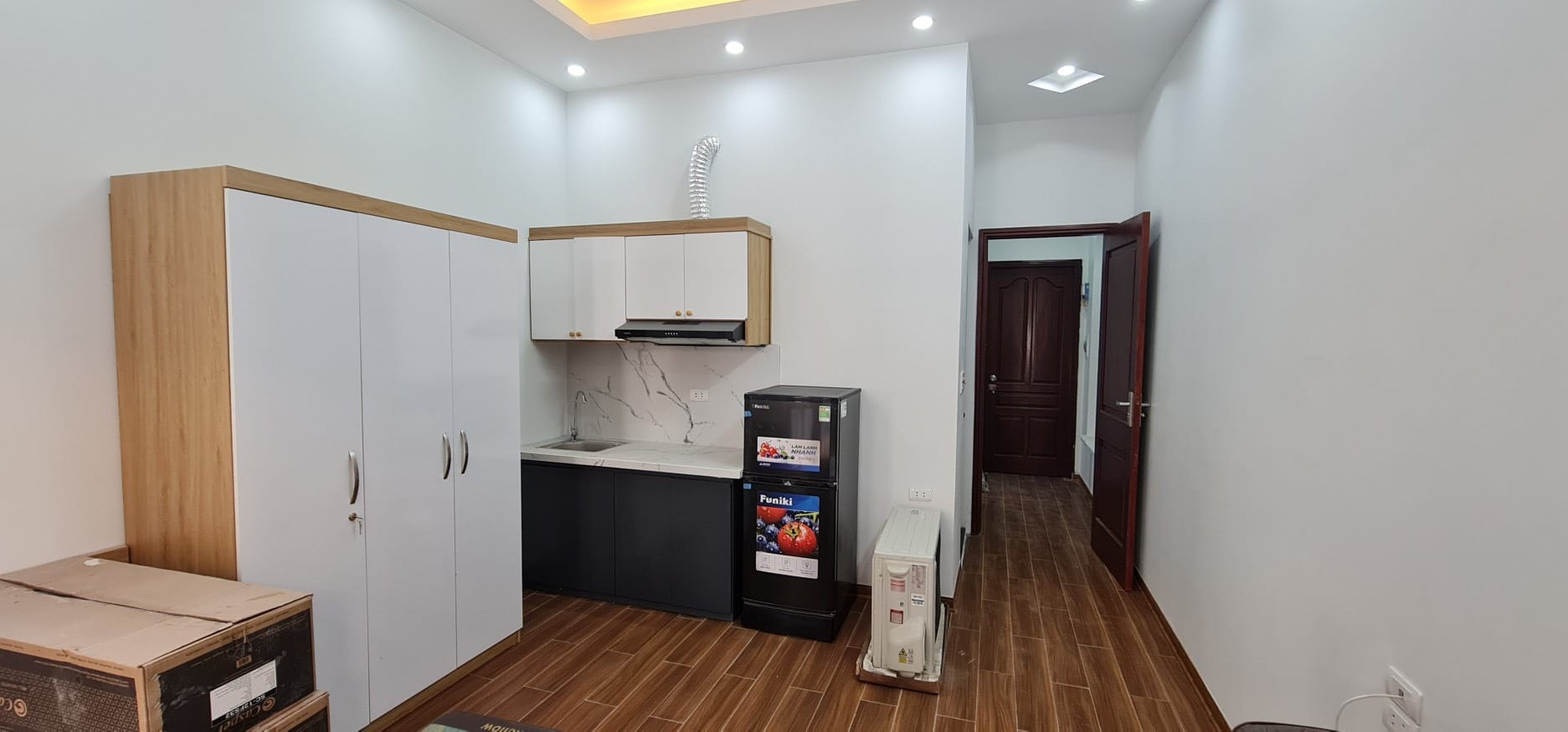 Chung cư mini, Trung Kính – 55m2 – 9 phòng – 5t – 8.5 tỷ