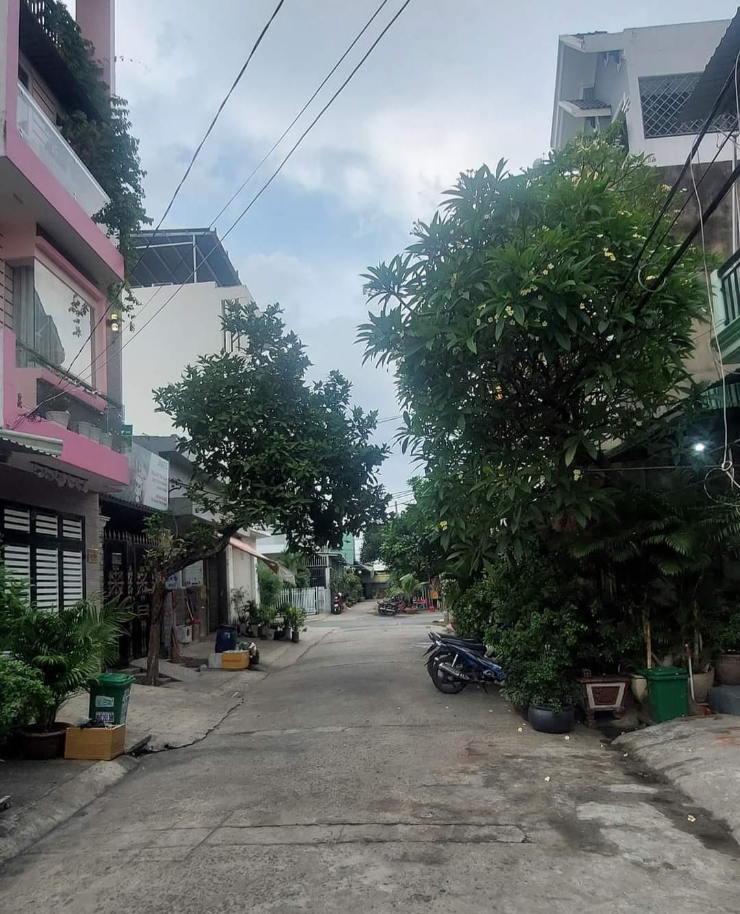 BÌNH TÂN - MẶT TIỀN 8M - KINH DOANH ỔN ÁP - NHÀ 4 TẦNG