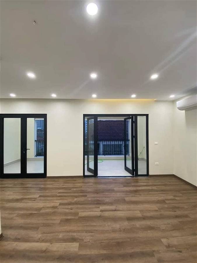  106m2