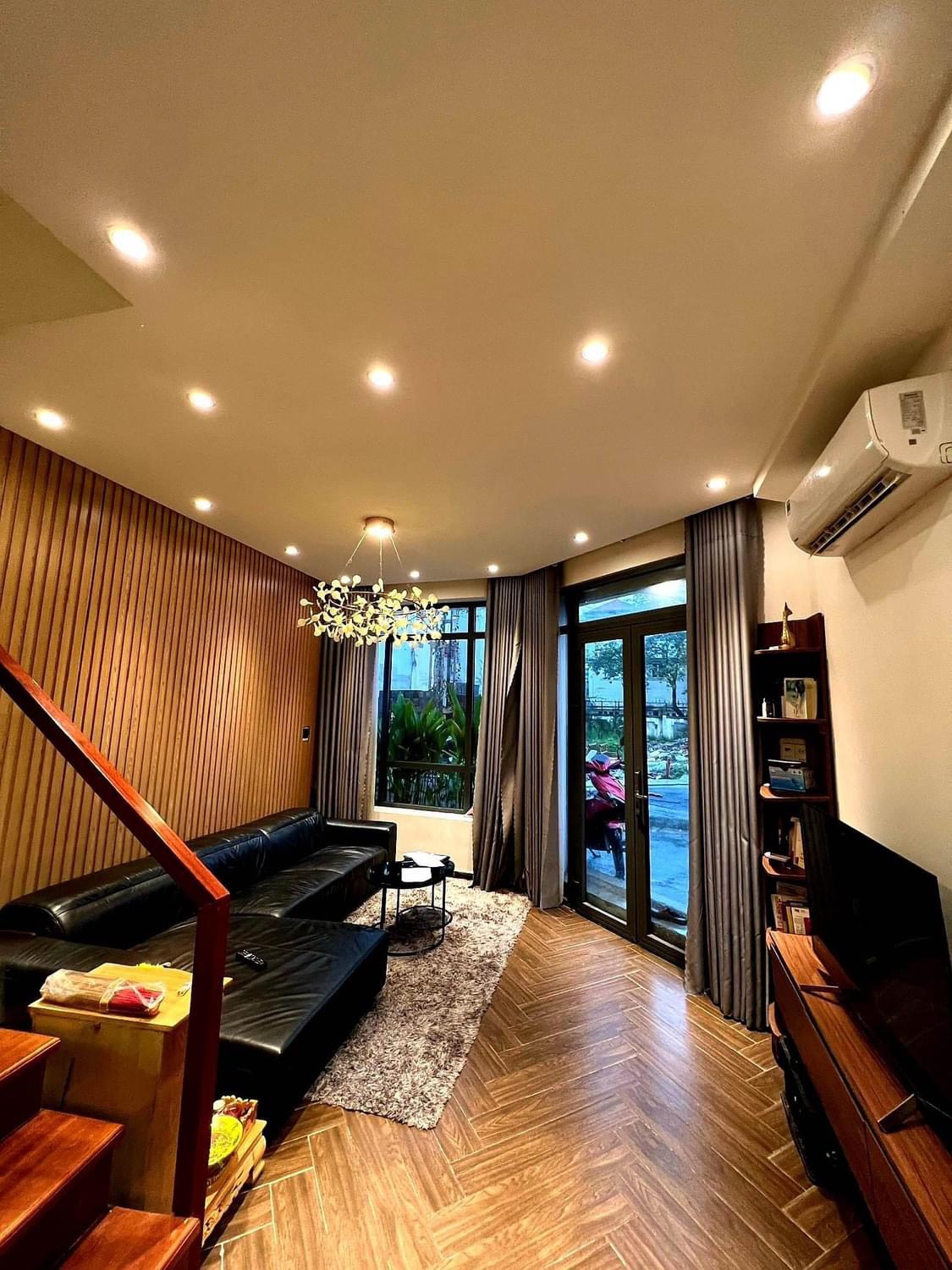 Bán Nhà Phạm Huy Thông Gò Vấp 48m2 4 Tầng Hẻm Xe Hơi 5m Giá 6 Tỷ