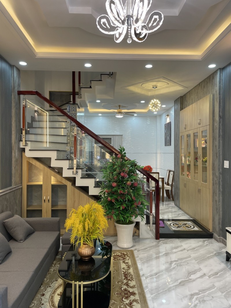 NGUYỄN DUY CUNG - P12 - GÒ VẤP. 4 TẦNG.BÁN GẤP TRƯỚC TẾT GIẢM CHÀO 500 TRIỆU - CHỐT 5.7