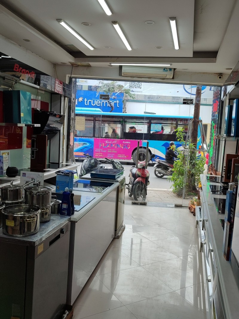 Cho Thuê Ngôi Nhà KD mặt phố Khâm Thiên, Đống Đa