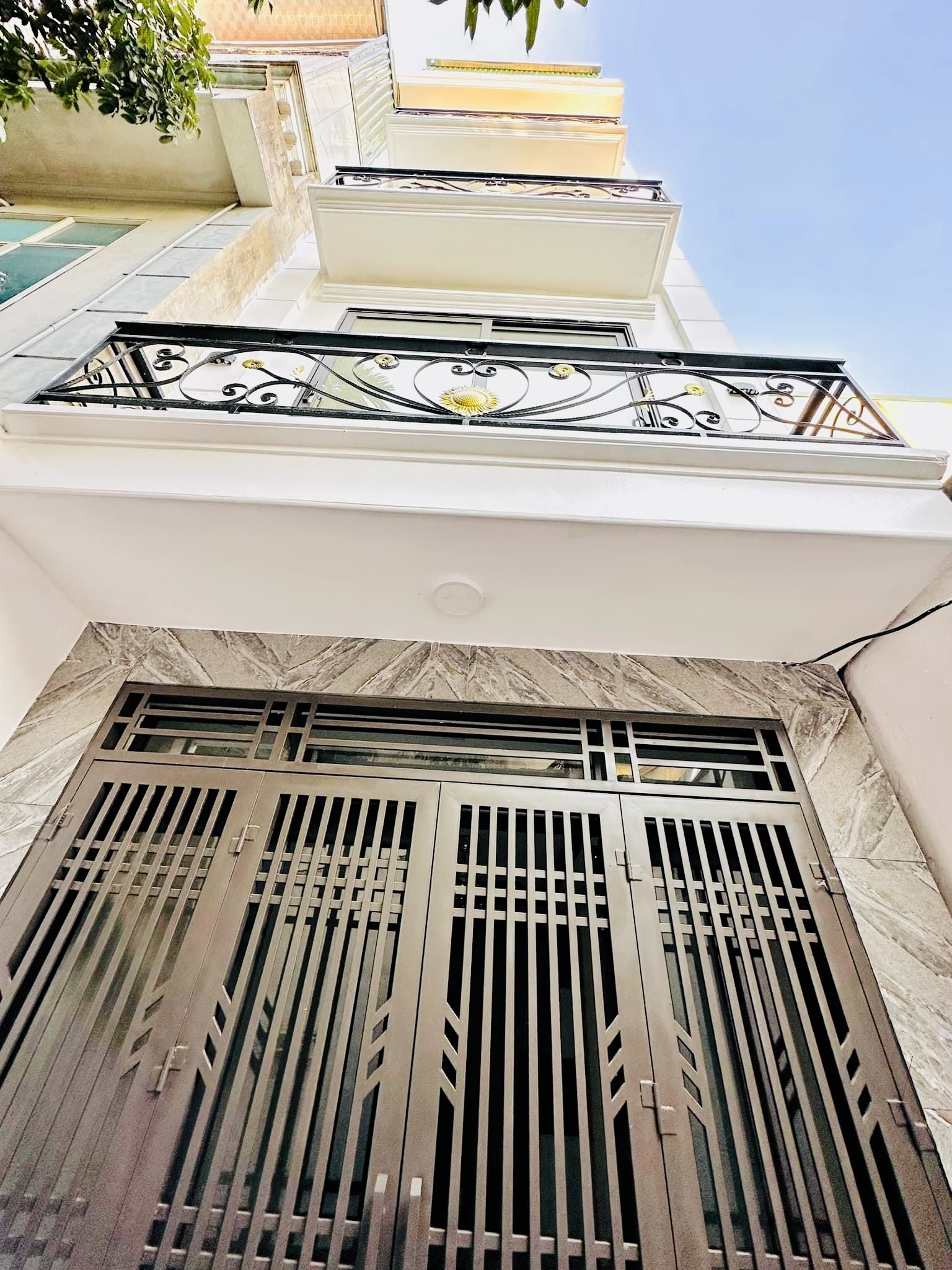 BÁN NHÀ NAM DƯ - LĨNH NAM - HOÀNG MAI - 35M 5T MT 3.5M - NHỈNH 3 TỶ - NHÀ XÂY MỚI ĐƠN LẬP - LÔ GÓC - BA GÁC ĐUA