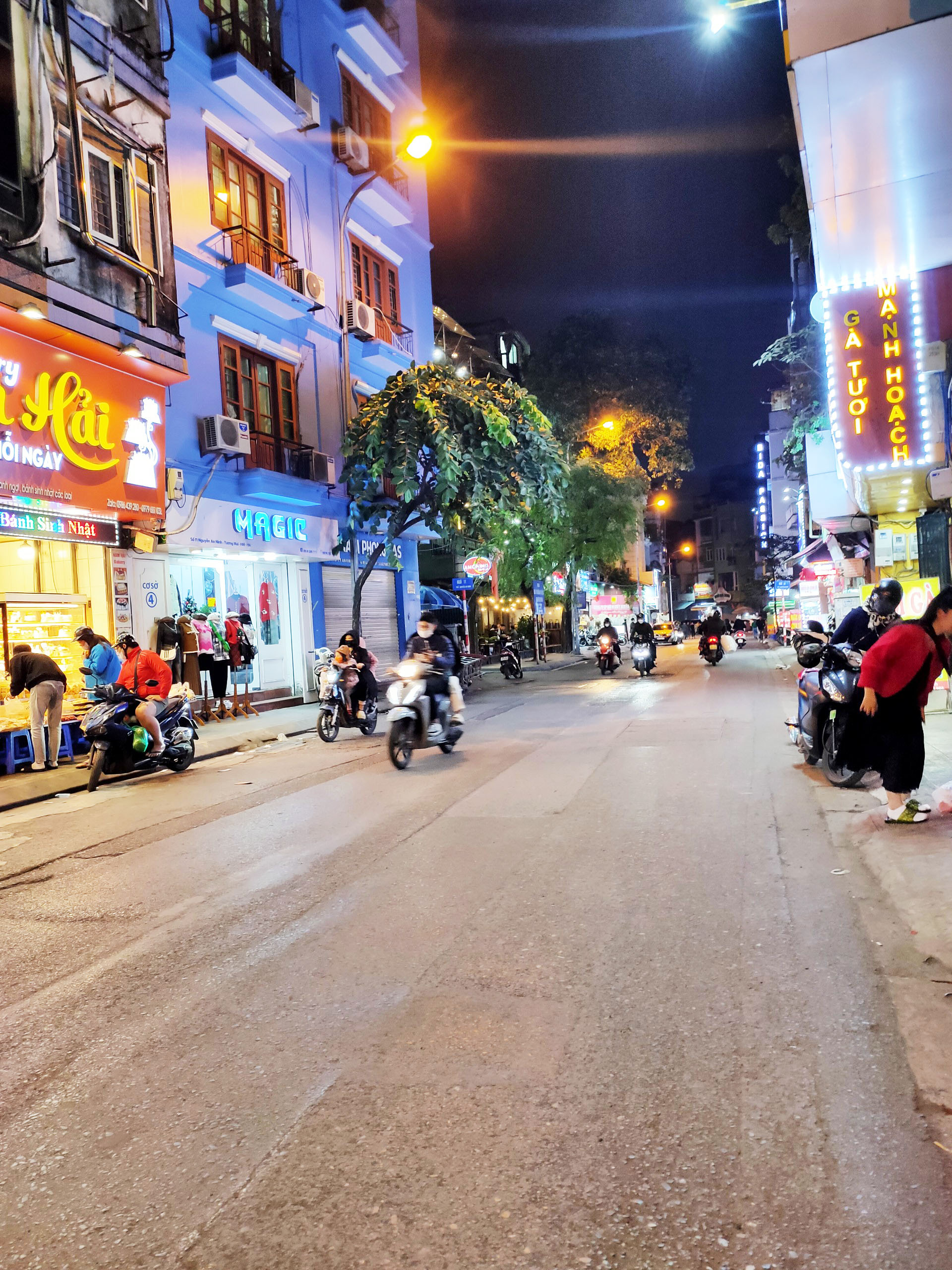 Bán nhà Nguyễn An Ninh, mặt phố kinh doanh-ô tô-vỉa hè, 25m2, 4 tầng, MT 3.7m, đủ nội thất