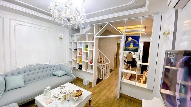 Bán nhà Ngõ 8 Trần Quang Diệu 48m2x7 tầng thang máy, kinh doanh ô tô tránh chỉ 16.2 tỷ.