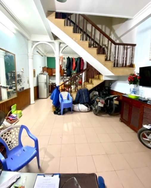 HOÀNG QUỐC VIỆT – 1 NHÀ RA PHỐ - NGÕ THÔNG – DÂN XÂY – 51M2, 7.7 TỶ