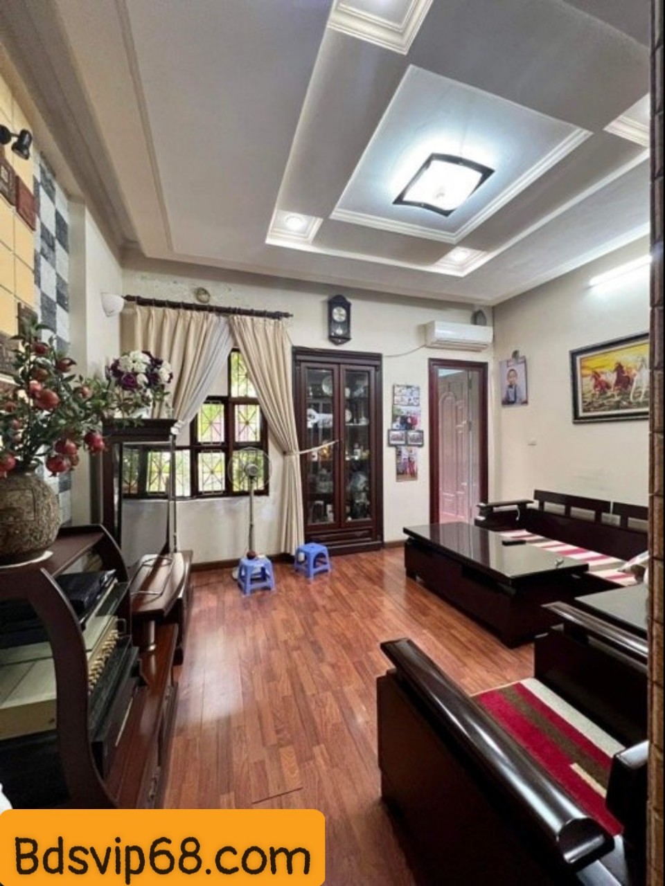 Bán nhà phố Nguyễn Ngọc Vũ, phường Trung Hòa, Cầu Giấy 90m2 nhà đẹp 4 tầng, thang máy “xịn sò” giá 18.5 tỷ