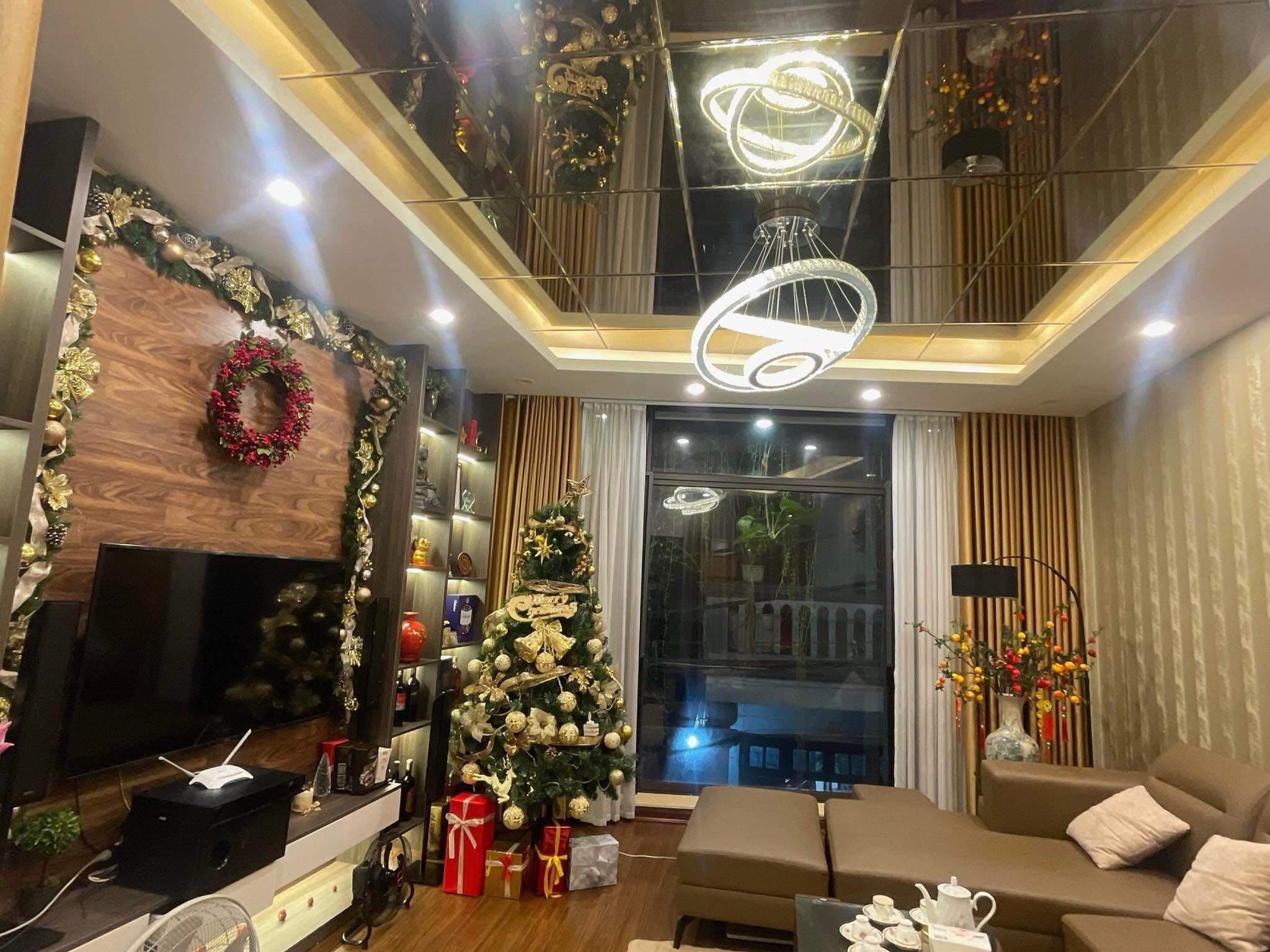 Đẹp Mê Hồn! Phố Nhật Chiêu 32M2, 6T, MT5.5M ô tô qua nhà gần Lotte Mail Lạc Long Quân