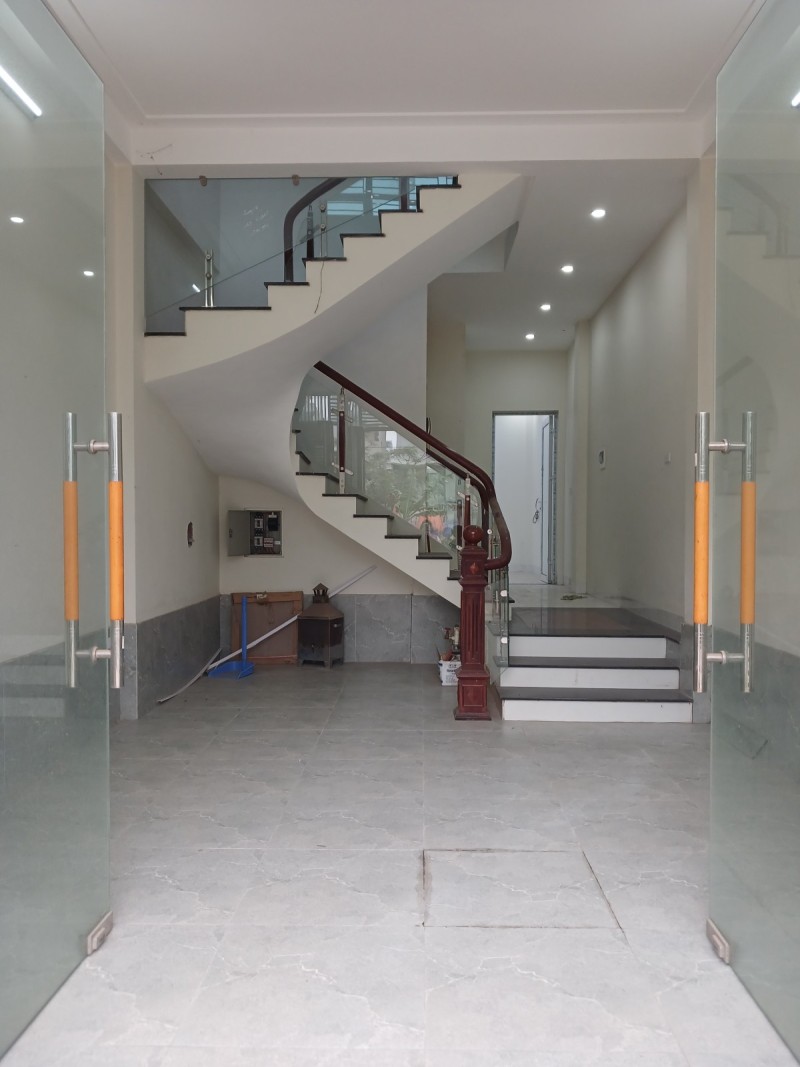 Bán gấp: La Nội, Hà Đông, Phân Lô Ô Tô Vỉa Hè, 2 Thoáng, 7T Thang Máy, 50m2, MT 4m, 8.4 tỷ