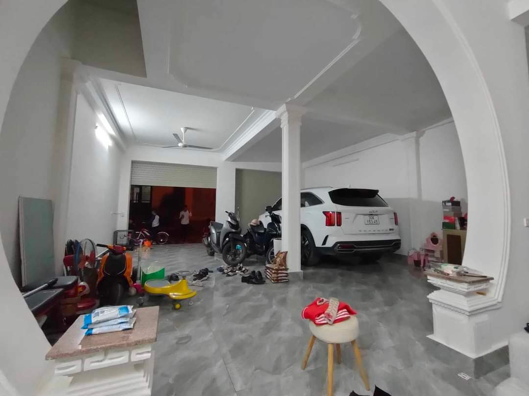 SIÊU HIẾM SIÊU HỜI PHÂN LÔ 3 Ô TÔ TRÁNH. 2 GARA Ô TÔ, KINH DOANH,VỈA HÈ ,MẶT TIỀN KHỦNG.TAM TRINH-HM-HN. DT GẦN 80M2-NHỈNH 13 TỶ.