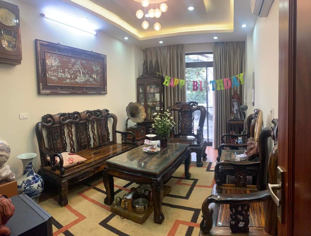 BÁN NHÀ ĐỘI CẤN, QUẬN BA ĐÌNH, DT30M2×5T,MT3.2M, GIÁ 7.2TỶ, NHÀ ĐẸP ,Ô TÔ ĐỖ CỬA