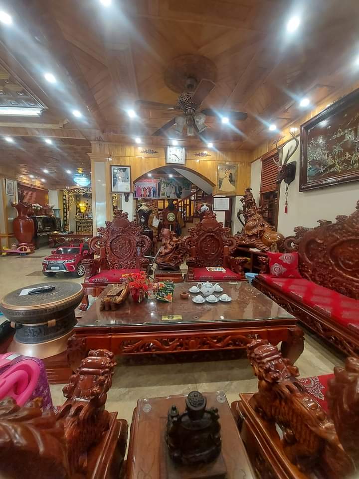 Chính chủ gửi bán Biệt thự KĐTM Pháp Vân. Đường Trần Thủ Độ. Hoàng Mai DT 320m x 4T. MT 15m