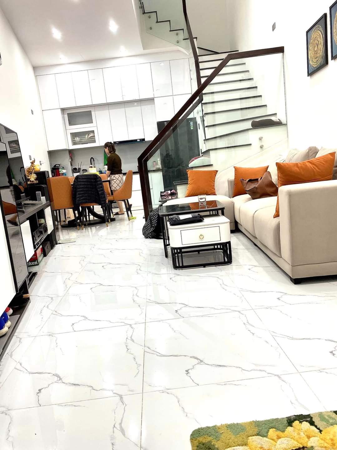 BÁN NHÀ ĐÊ LA THÀNH, QUẬN BA ĐÌNH,DT35M2×5T,MT3.6M, GIÁ 4.98TỶ, NHÀ ĐẸP, FULL NỘI THẤT